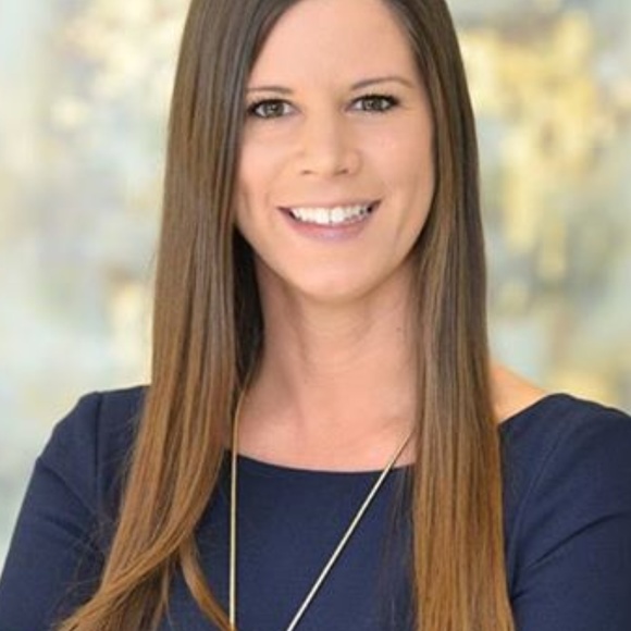 Meet your Posher, Casie - Picture 1 of 1